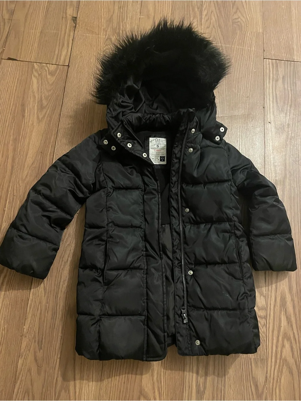 GAP Black Kids Puffer Coat with Faux Fur Trimmed Hood girls